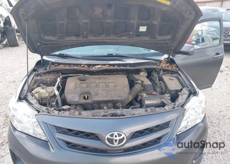 2011 Toyota Corolla Le z USA, uszkodzony, nr VIN 2T1BU4EE4BC737686